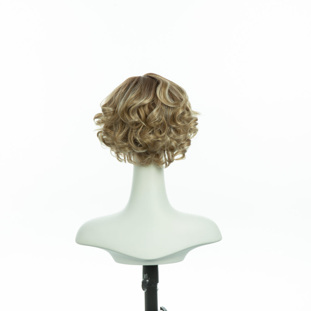 7-inch pearl blonde curly bob wig, back view showing the curls